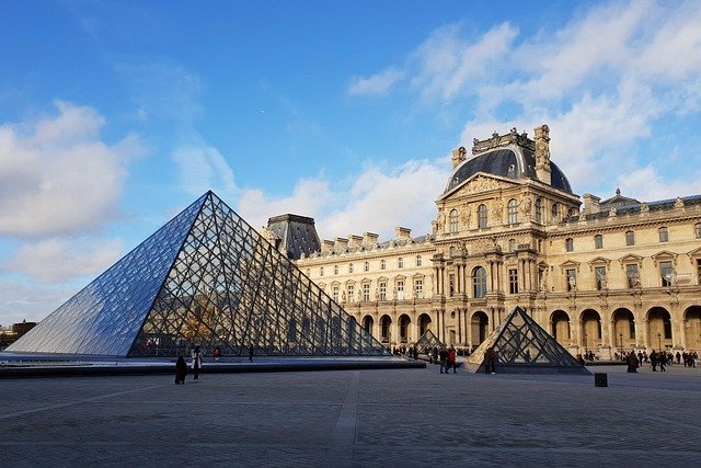 matt_86-louvre-5767708_640